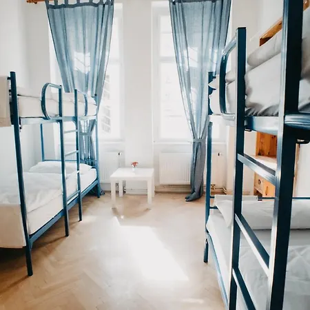 Spat Apartahotel
